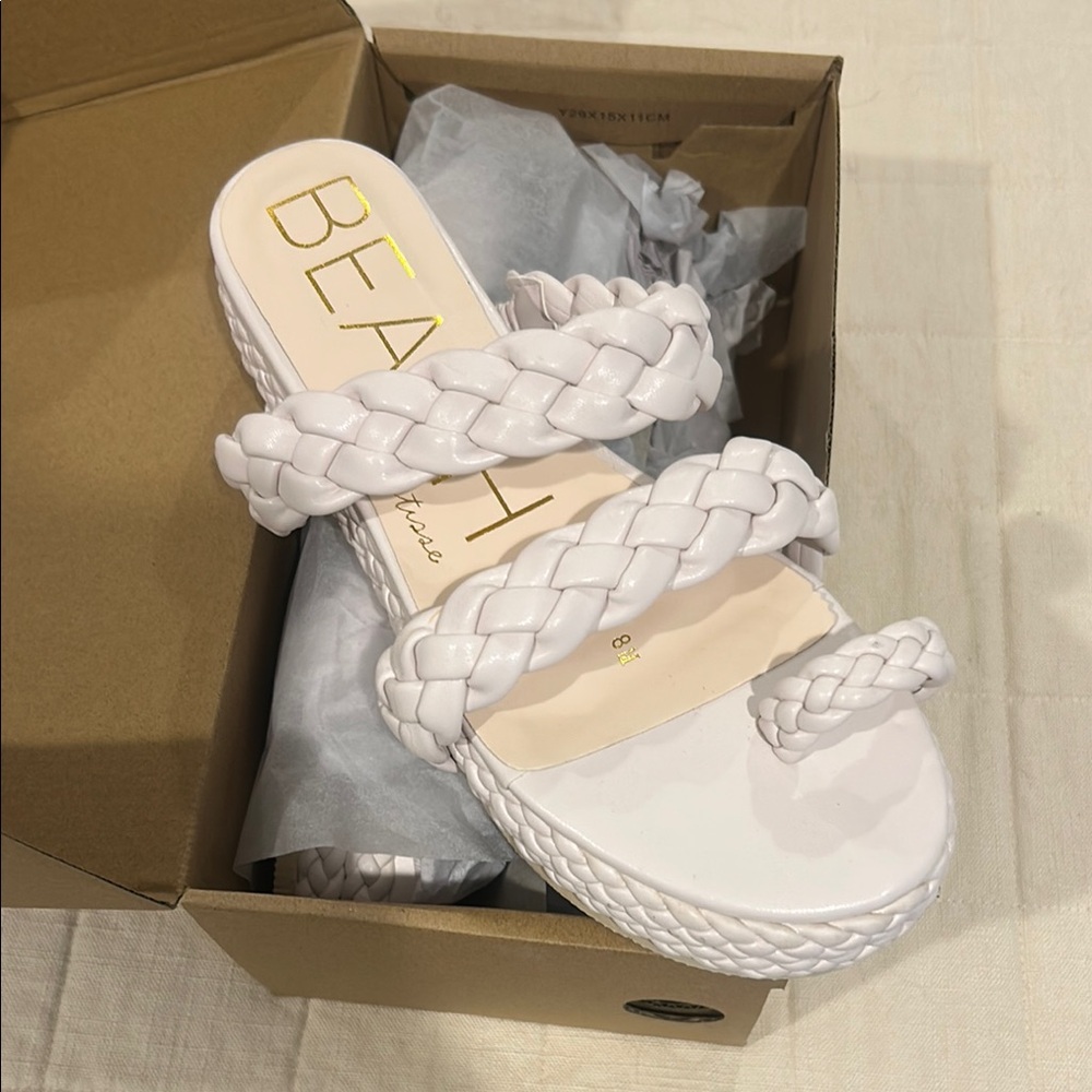 Beach by Matisse White Braided Sandals 8